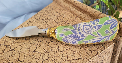 Blue & Green Floral Spreader