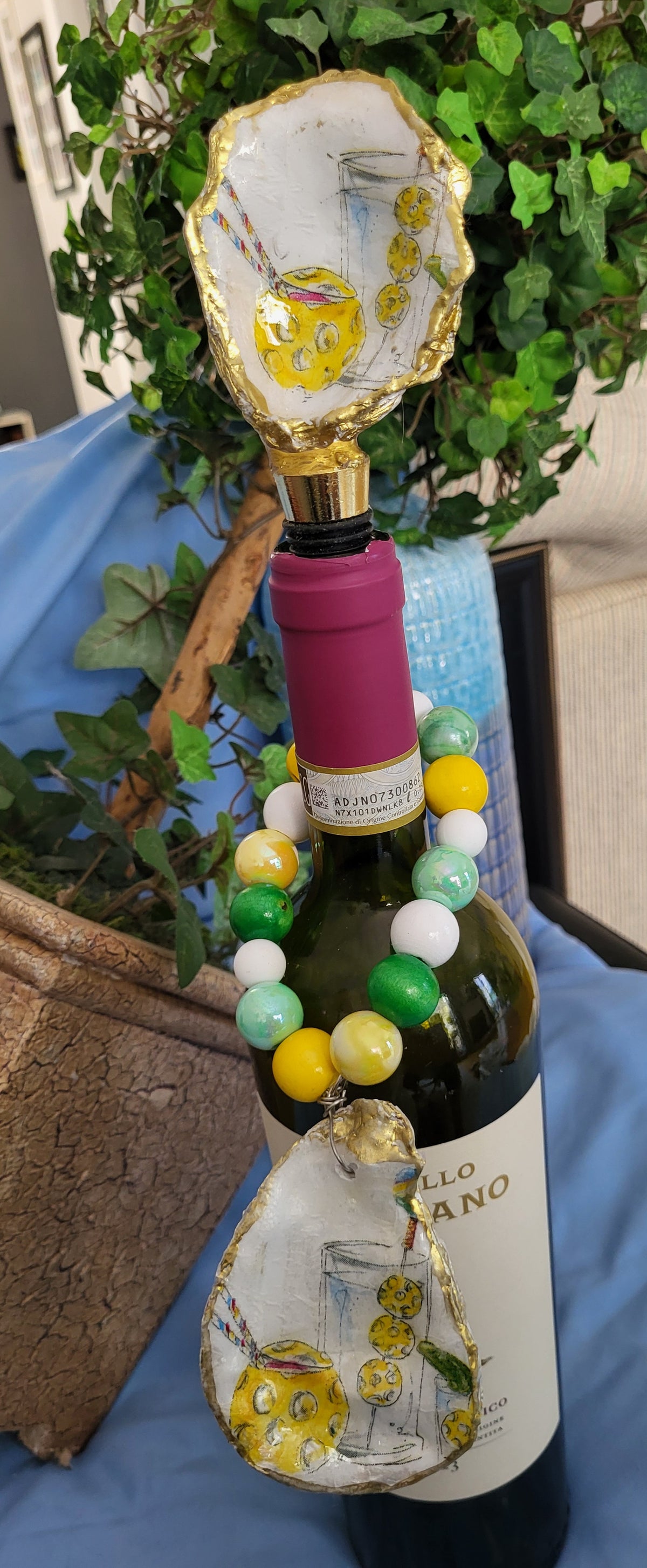 Bottle Stopper and Neck Charm Set